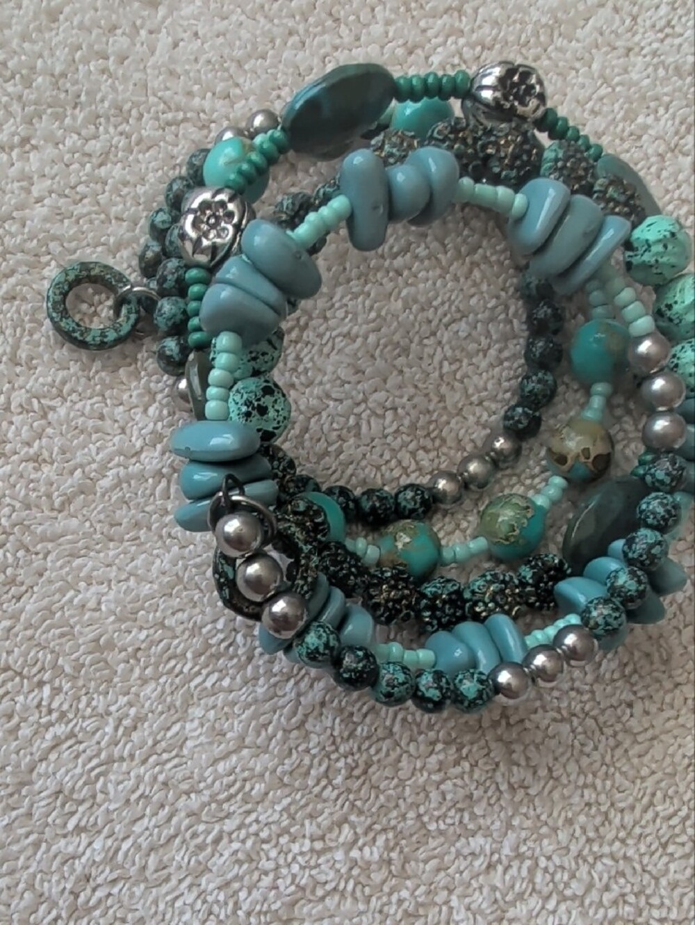 Turquoise Multi-Strand Beaded Stretch Bracelet - Picture 3 of 4